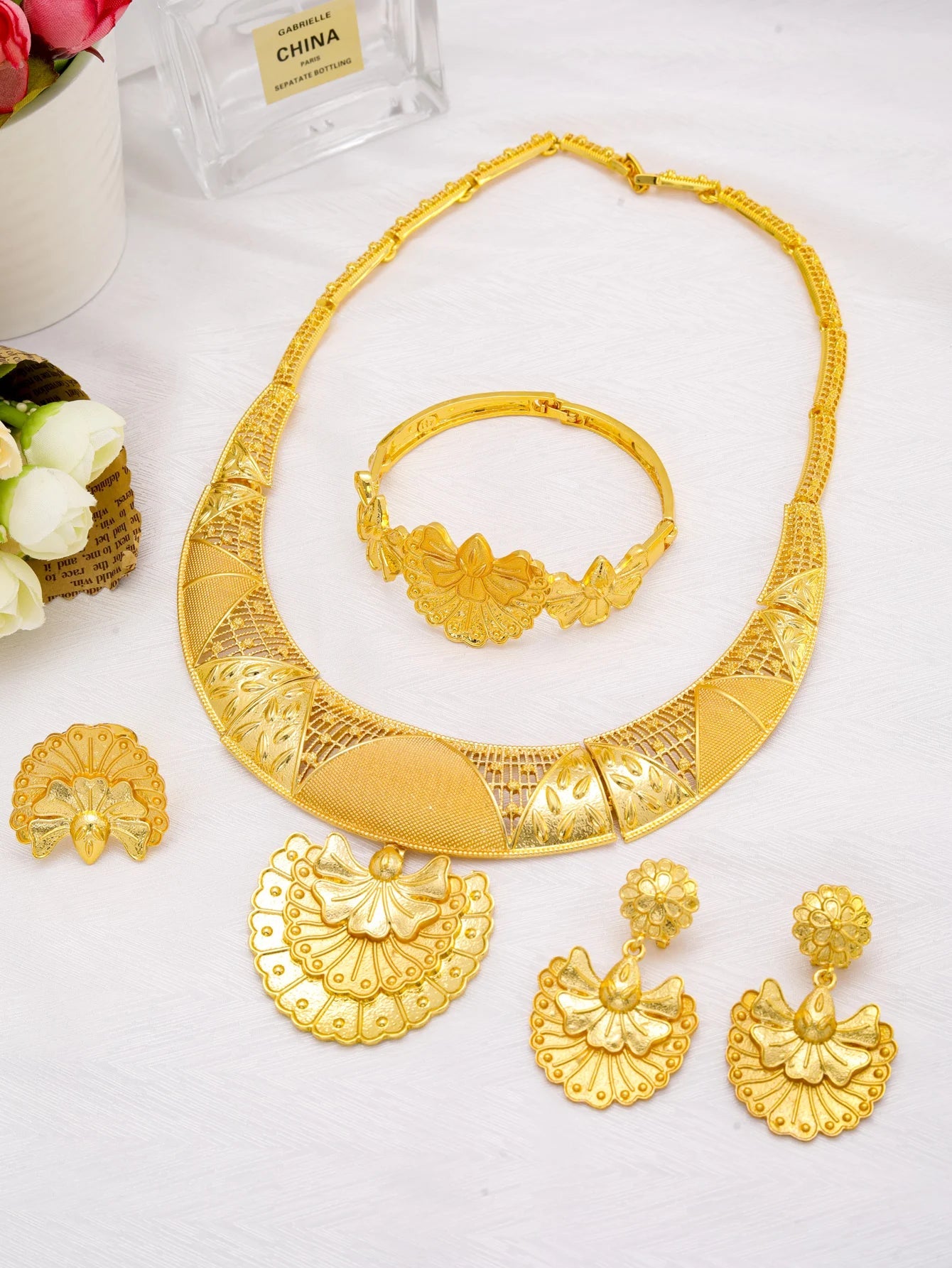 Dubai Jewelry for Women Fashion 24k Gold Plated Jewelry Set Necklace Earrings Accessories Gifts for Party Wedding