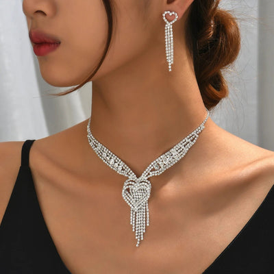 Ladies' jewelry, equipped with rhinestone tassel earrings, necklaces, bracelet sets, wedding party accessories