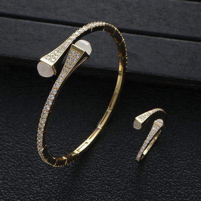 New jerseis Women's Fashion 2 Pcs Bracelet & Ring Set مجموعات المجوهرات Resin Simple Design Gold Open Cuff Bangle Jewelry Set